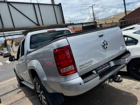 VOLKSWAGEN Amarok 2.0 16V 4X4 CABINE DUPLA  HIGHLINE TURBO INTERCOOLER, Foto 3