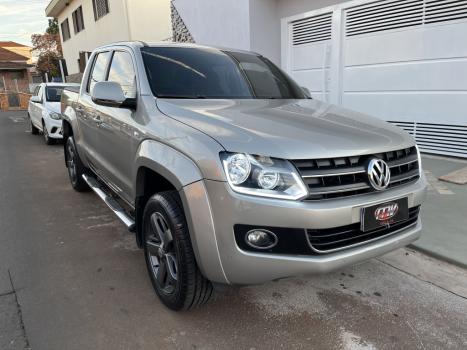 VOLKSWAGEN Amarok 2.0 16V 4X4 CABINE DUPLA  HIGHLINE TURBO INTERCOOLER, Foto 3