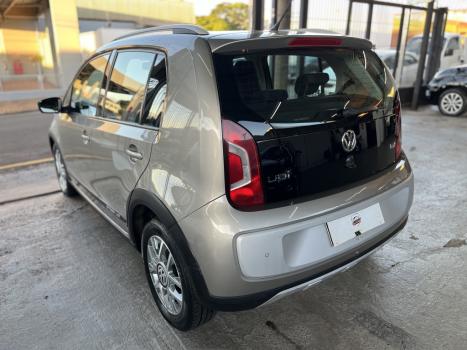 VOLKSWAGEN Cross UP 1.0 12V 4P TSI FLEX, Foto 6