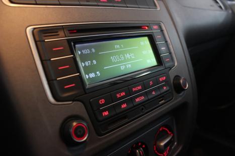 VOLKSWAGEN Crossfox 1.6 4P FLEX, Foto 8