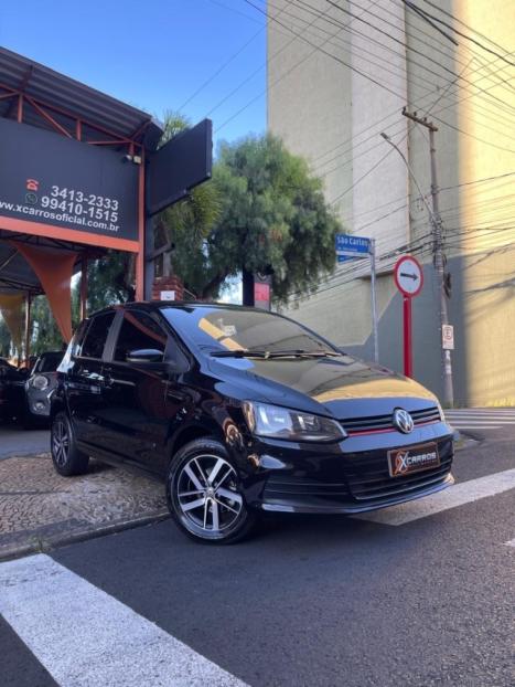 VOLKSWAGEN Fox 1.0 4P TRENDLINE FLEX, Foto 2