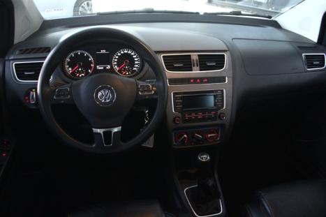 VOLKSWAGEN Fox 1.6 4P, Foto 9