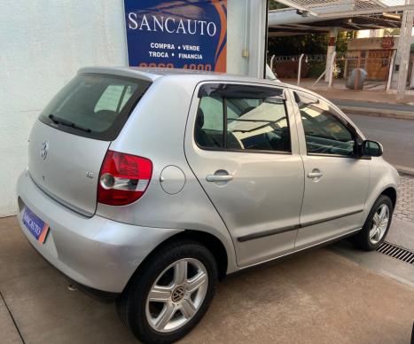 VOLKSWAGEN Fox 1.6 4P FLEX, Foto 4