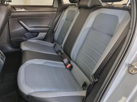 VOLKSWAGEN Nivus 1.0 4P FLEX 200 TSI HIGHLINE TURBO AUTOMTICO, Foto 3