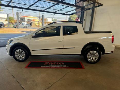 VOLKSWAGEN Saveiro 1.6 G7 CABINE DUPLA TRENDLINE FLEX, Foto 2