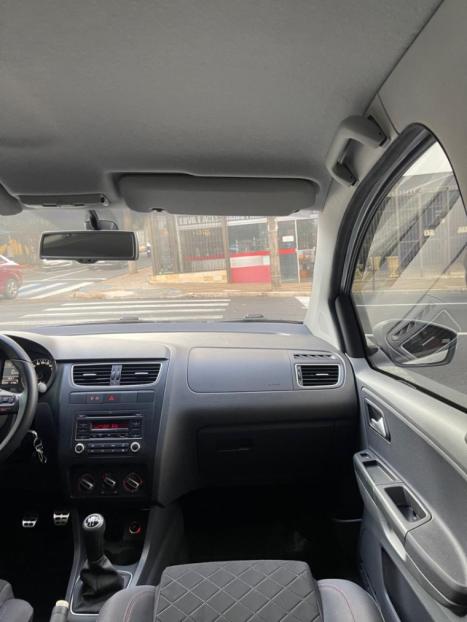 VOLKSWAGEN Space Fox 1.6 4P FLEX SPORTLINE, Foto 10