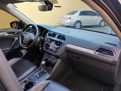 VOLKSWAGEN Tiguan 1.4 250 TSI TOTAL FLEX ALLSPACE COMFORTLINE TURBO AUTOMTICO TIPTRONIC, Foto 2