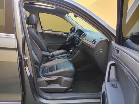 VOLKSWAGEN Tiguan 1.4 250 TSI TOTAL FLEX ALLSPACE COMFORTLINE TURBO AUTOMTICO TIPTRONIC, Foto 10