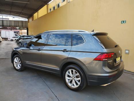 VOLKSWAGEN Tiguan 1.4 250 TSI TOTAL FLEX ALLSPACE COMFORTLINE TURBO AUTOMTICO TIPTRONIC, Foto 13