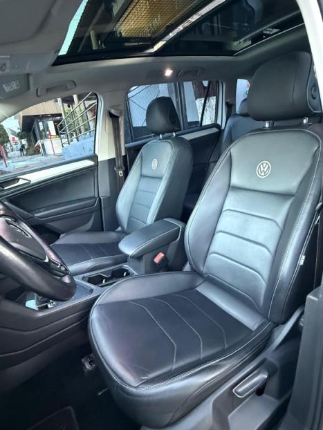 VOLKSWAGEN Tiguan 1.4 250 TSI TOTAL FLEX ALLSPACE TURBO AUTOMTICO TIPTRONIC, Foto 5
