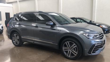 VOLKSWAGEN Tiguan 2.0 16V 4P TSI 300 TURBO R-LINE AUTOMTICO, Foto 2