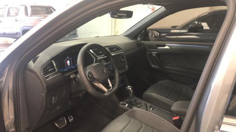 VOLKSWAGEN Tiguan 2.0 16V 4P TSI 300 TURBO R-LINE AUTOMTICO, Foto 10