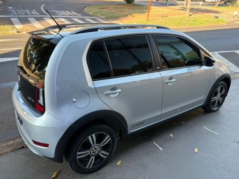 VOLKSWAGEN UP 1.0 4P FLEX 170 TSI XTREME, Foto 4