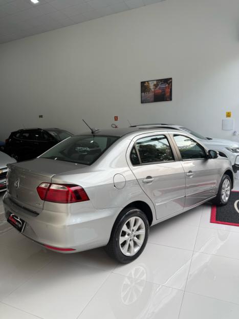 VOLKSWAGEN Voyage 1.6 4P FLEX HIGHLINE, Foto 3
