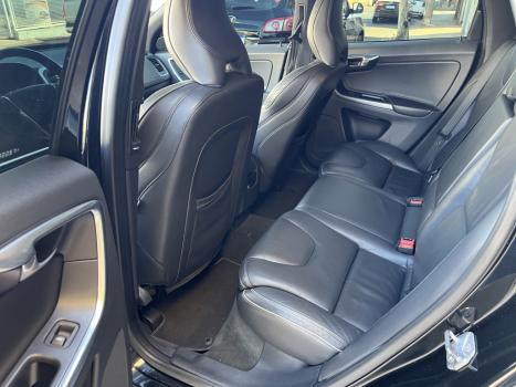 VOLVO XC60 2.0 4P DYNAMIC T5 TURBO AUTOMTICO, Foto 5