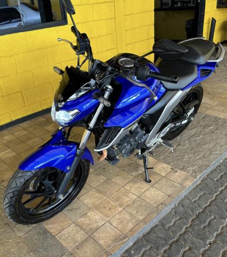 YAMAHA FZ 25 250 Fazer Flex , Foto 1