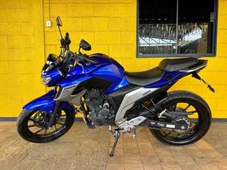 YAMAHA FZ 25 250 Fazer Flex , Foto 6