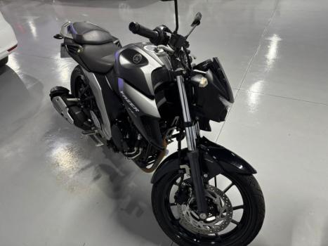 YAMAHA FZ 25 250 Fazer Flex , Foto 3