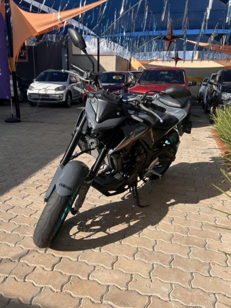YAMAHA MT-03 300 ABS, Foto 7