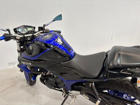 YAMAHA MT-03 300 ABS, Foto 4