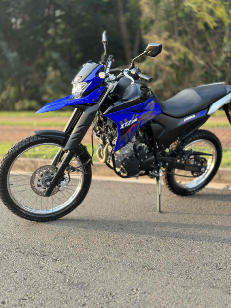 YAMAHA XTZ 250 LANDER, Foto 3