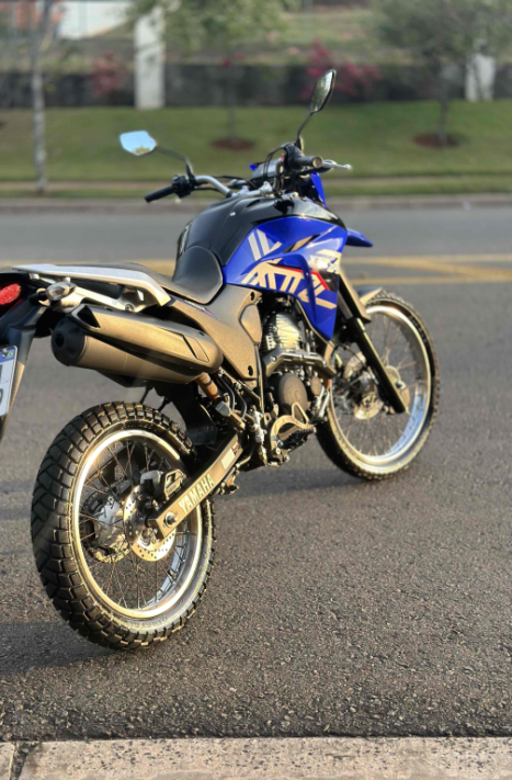 YAMAHA XTZ 250 LANDER, Foto 4