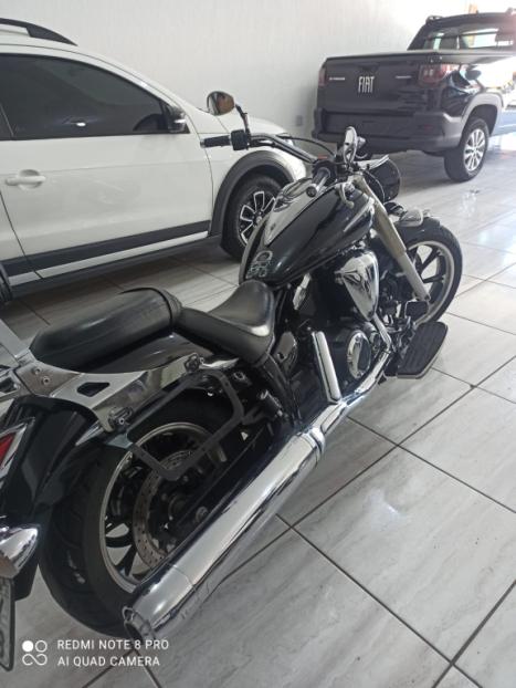 YAMAHA XVS MidnightStar 950, Foto 6