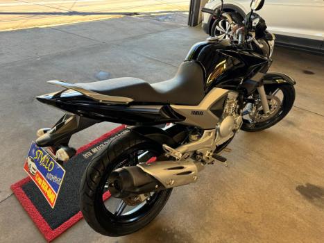 YAMAHA YS Fazer 250 LIMITED EDITION, Foto 10