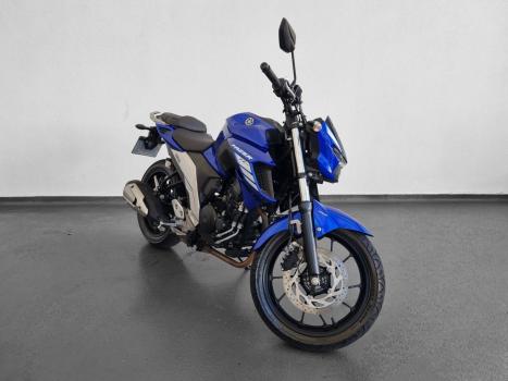 YAMAHA YS Fazer 250 LIMITED EDITION, Foto 4