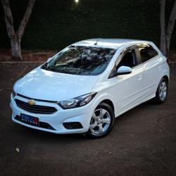 CHEVROLET Onix Hatch 1.4 4P FLEX LT AUTOM�TICO
