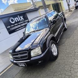 CHEVROLET S10 2.4 ADVANTAGE CABINE DUPLA