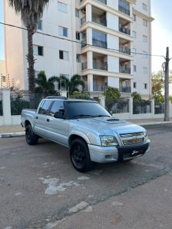 CHEVROLET S10 2.4 FLEX EXECUTIVE CABINE DUPLA