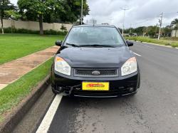 FORD Fiesta Sedan 1.6 4P FLEX