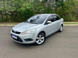 FORD Focus Sedan 2.0 16V 4P