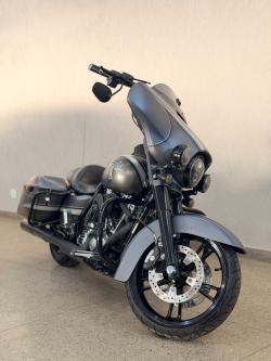 HARLEY DAVIDSON Street Glide FLHX 1700