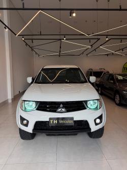 MITSUBISHI L 200 Triton 2.4 16V FLEX HLS CHROME CABINE DUPLA