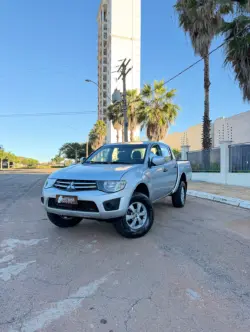 MITSUBISHI L 200 Triton 3.2 16V GLX 4X4 CABINE DUPLA TURBO DIESEL INTERCOOLER