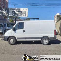 PEUGEOT Boxer 2.3 HDI 330 TURBO DIESEL FURG�O CURTO 7,5M�