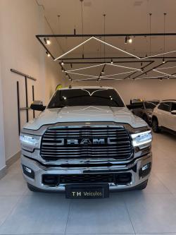 RAM 3500 6.7 I6 LIMITED LARAMIE CABINE DUPLA TURBO DIESEL AUTOM�TICO