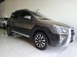 TOYOTA Etios Cross 1.5 16V 4P