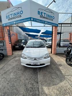 TOYOTA Etios Hatch 1.5 16V 4P FLEX XS