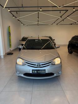 TOYOTA Etios Hatch 1.3 16V 4P FLEX X