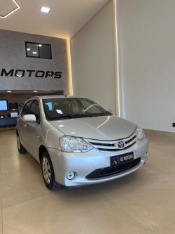 TOYOTA Etios Hatch 1.3 16V 4P FLEX