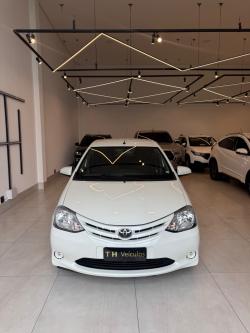 TOYOTA Etios Hatch 1.3 16V 4P FLEX X