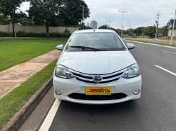 TOYOTA Etios Sedan 1.5 16V 4P FLEX PLATINUM