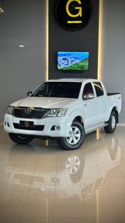 TOYOTA Hilux Caminhonete 2.7 16V 4P SRV FLEX 4X4  CABINE DUPLA AUTOMÁTICO TOYOTA Hilux Caminhonete 2.7 16V 4P SRV FLEX 4X4  CABINE DUPLA AUTOMÁTICO