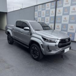 TOYOTA Hilux Caminhonete 2.8 16V SRX PLUS 4X4 TURBO DIESEL CABINE DUPLA AUTOM�TICO