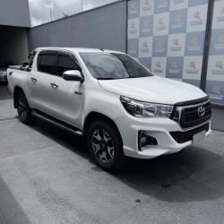 TOYOTA Hilux Caminhonete 2.8 16V SRX 4X4 TURBO DIESEL CABINE DUPLA AUTOM�TICO