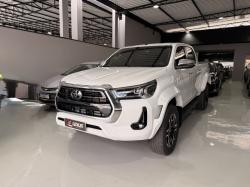 TOYOTA Hilux Caminhonete 2.8 16V SRX PLUS 4X4 TURBO DIESEL CABINE DUPLA AUTOM�TICO