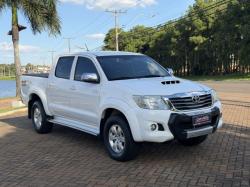 TOYOTA Hilux Caminhonete 3.0 4P 4X4 SRV TURBO DIESEL CABINE DUPLA